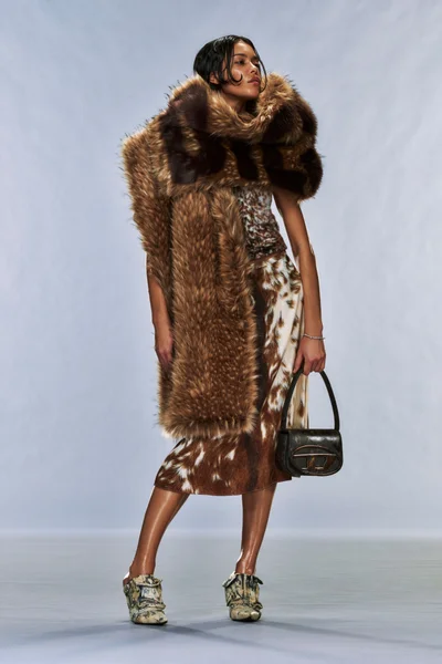 Look 50